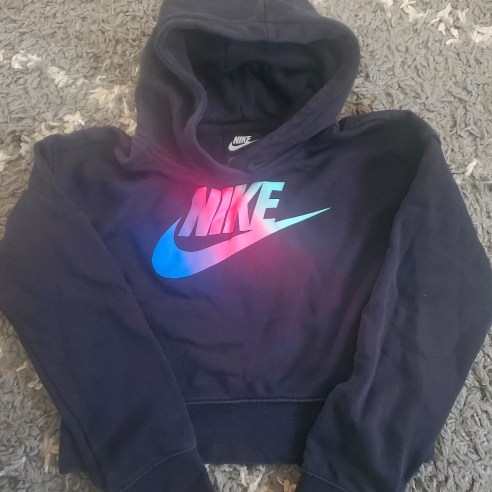 Nike Girls cropped sweatshirt, Sz YM